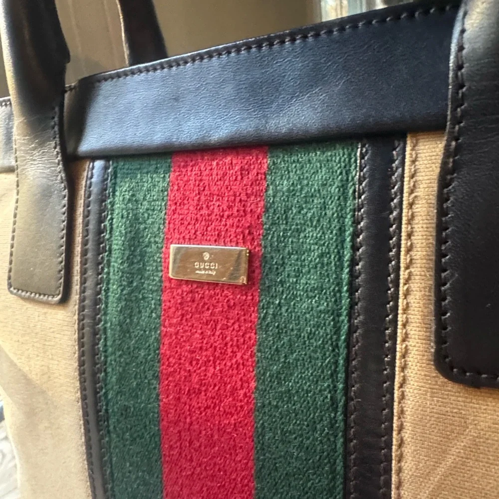 SOLD** Gucci Canvas Sherry Web-line w/ Leather Trim Handbag - Picture 15 of 17